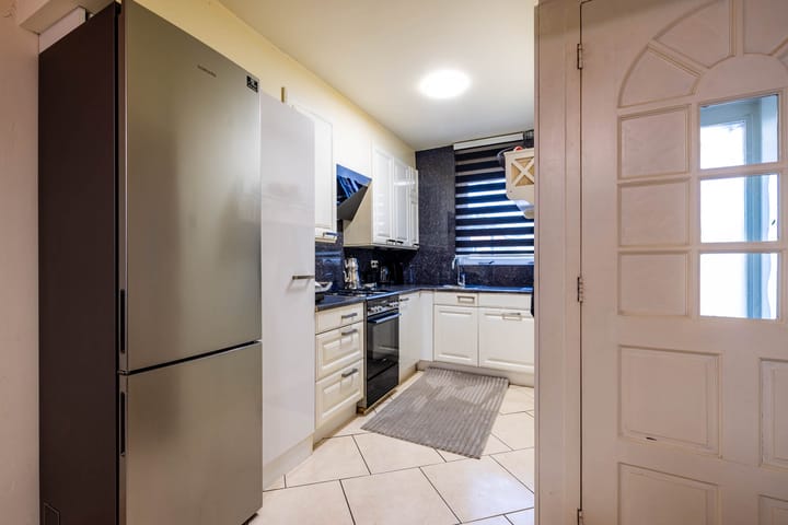 Photo 22 of De Lamartinestraat 15