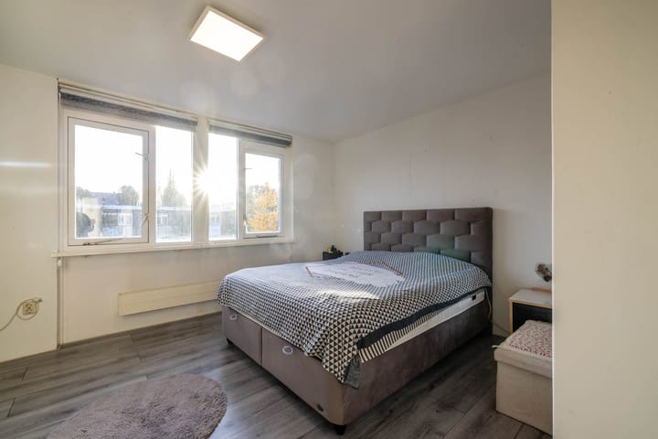 Photo 32 of De Lamartinestraat 15