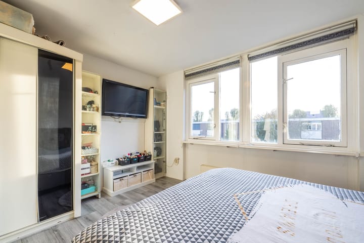 Photo 36 of De Lamartinestraat 15