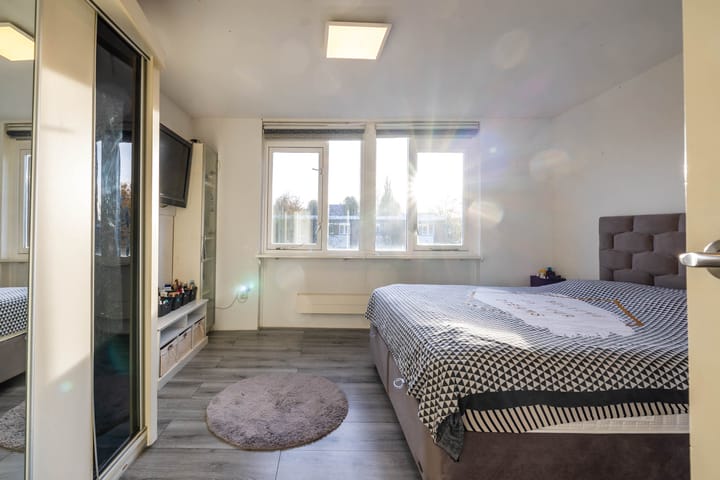 Photo 31 of De Lamartinestraat 15