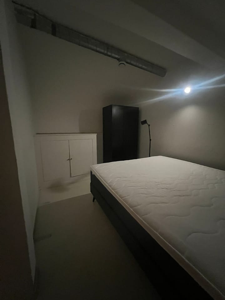 Foto 8 van Donkerstraat 17-K