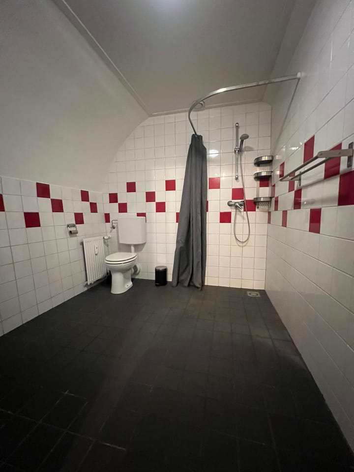 Foto 9 van Donkerstraat 17-K