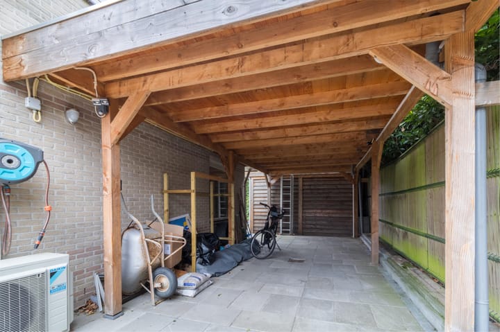 Photo 5 of Courteniusstraat 9