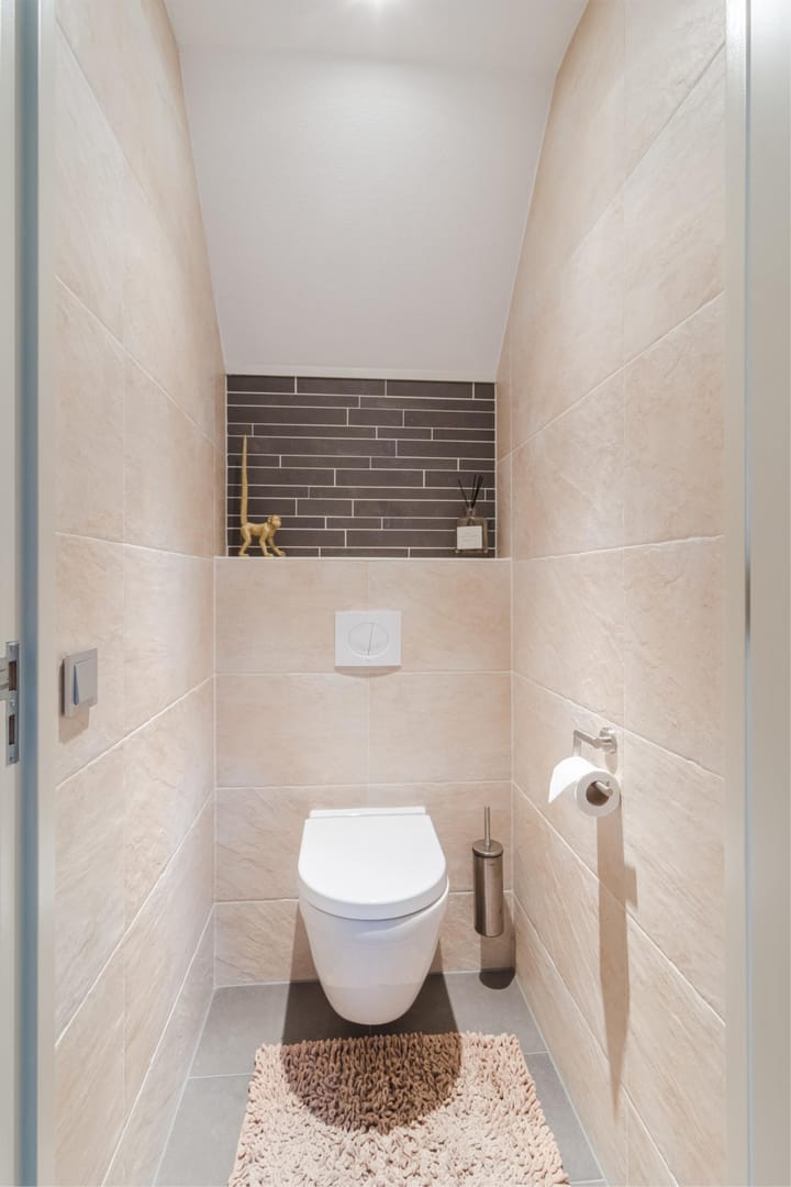 Photo 36 of Courteniusstraat 9