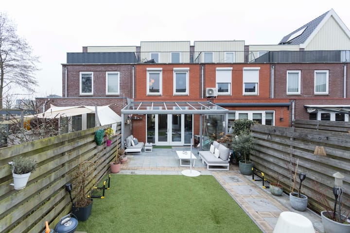 Foto 34 van Biesheuvelstraat 147