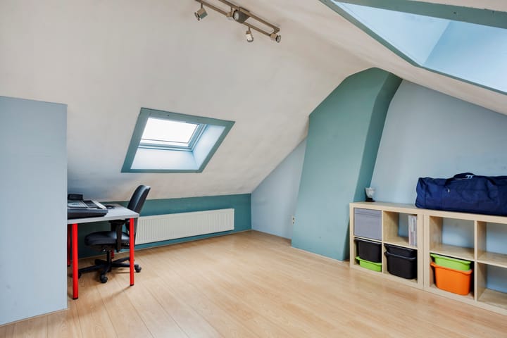 Photo 18 of Bellinistraat 68