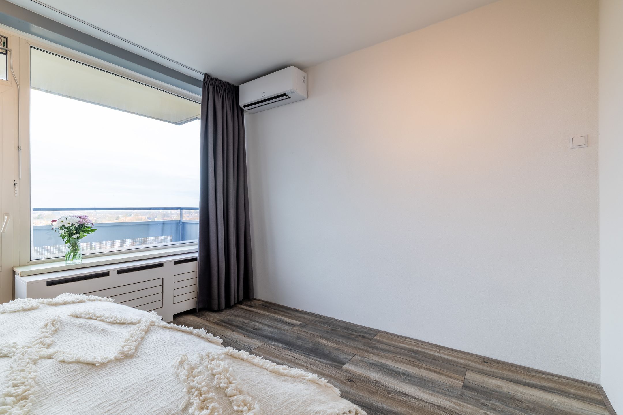 Photo 12 of Gronausestraat 208