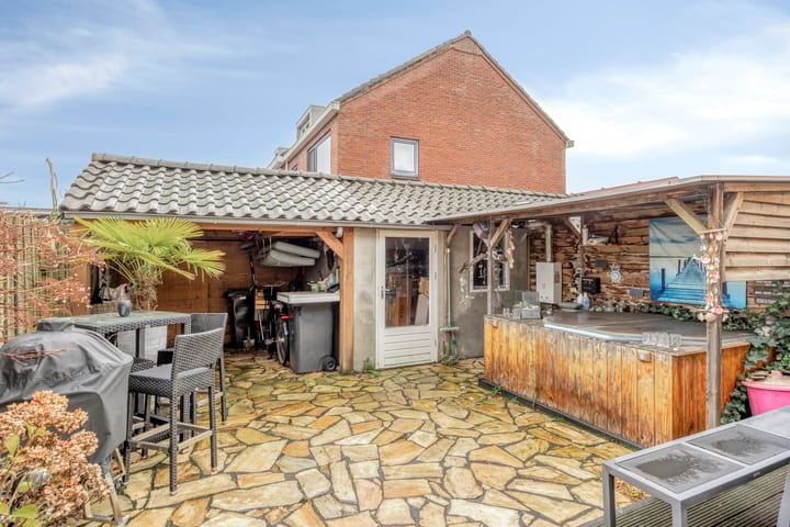 Photo 20 of Bellinistraat 68