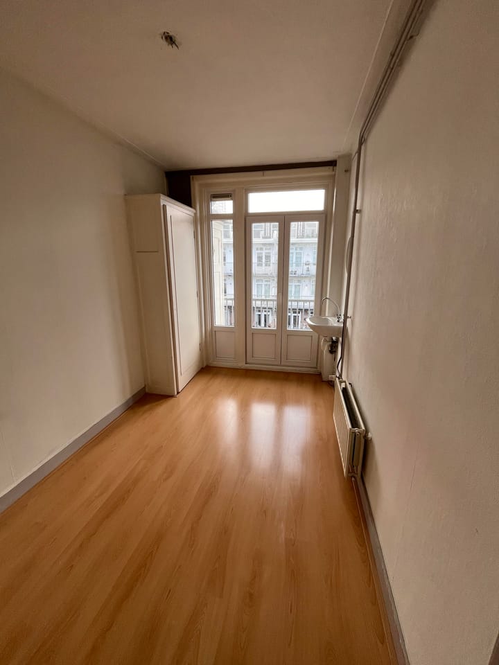 Photo 10 of Vechtstraat 114-H