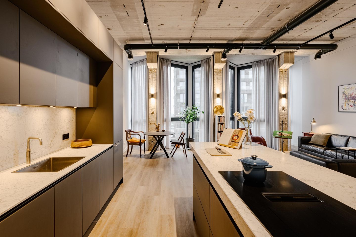 Foto 14 van Surinamepad 204