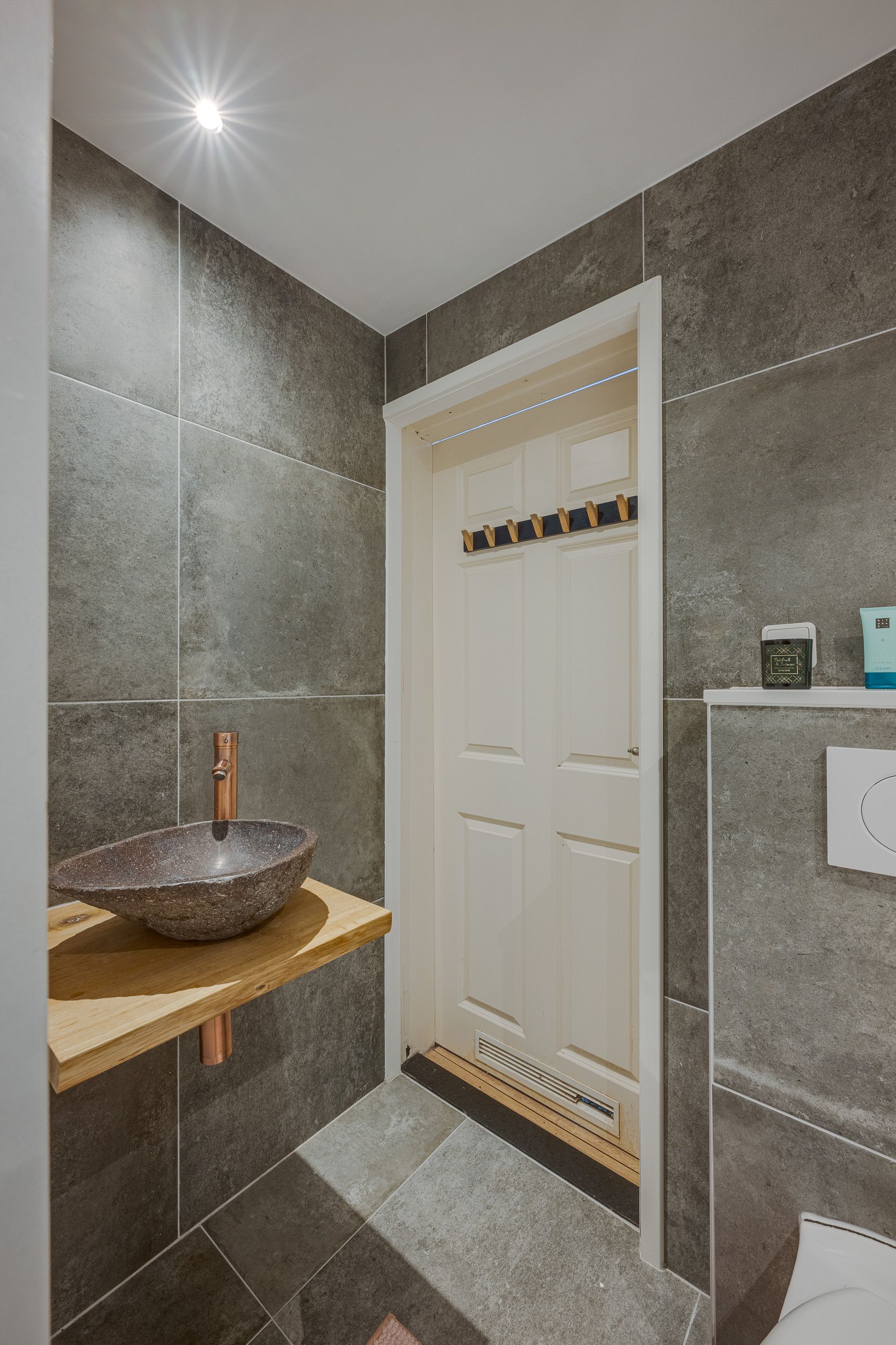 Photo 24 of Bijdorpstraat 54