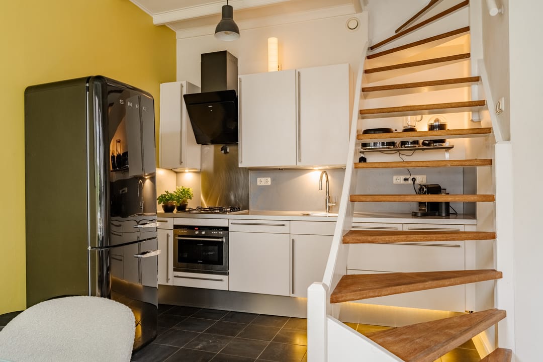 Photo 16 of Lange Raamstraat 9