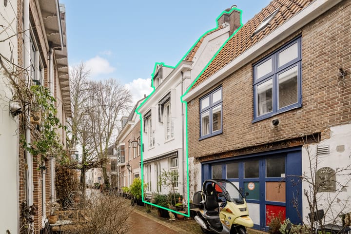 Lange Raamstraat 9