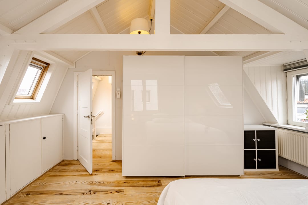 Photo 23 of Lange Raamstraat 9