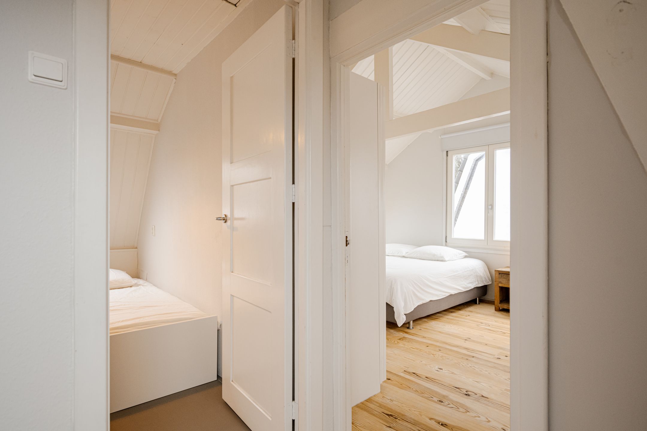 Photo 24 of Lange Raamstraat 9