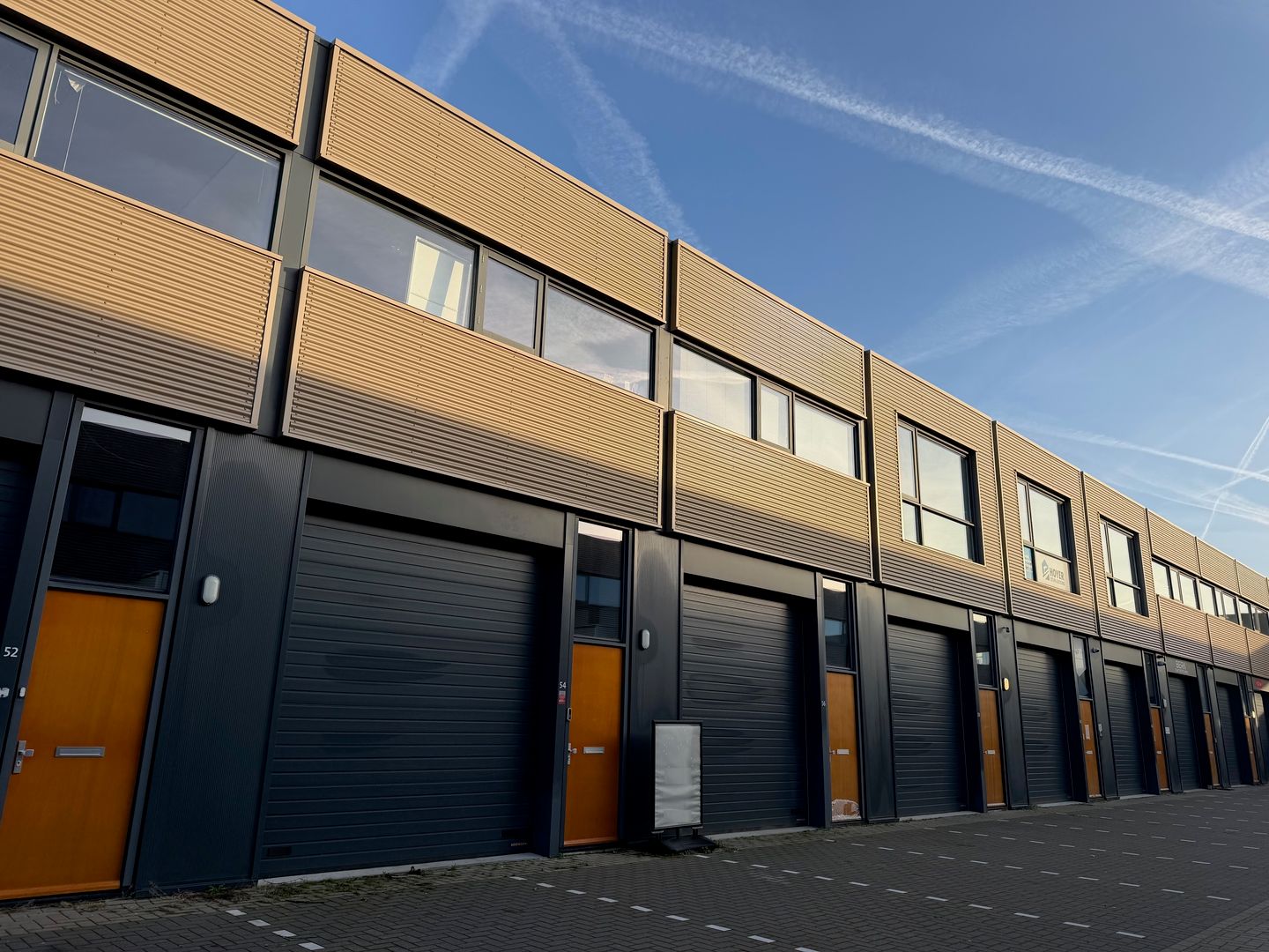 Bekijk foto 2 van Prismalaan West 54