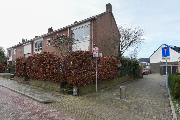 Photo 3 of Acaciastraat 7