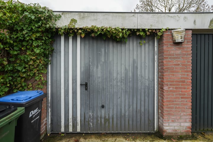 Photo 38 of Acaciastraat 7