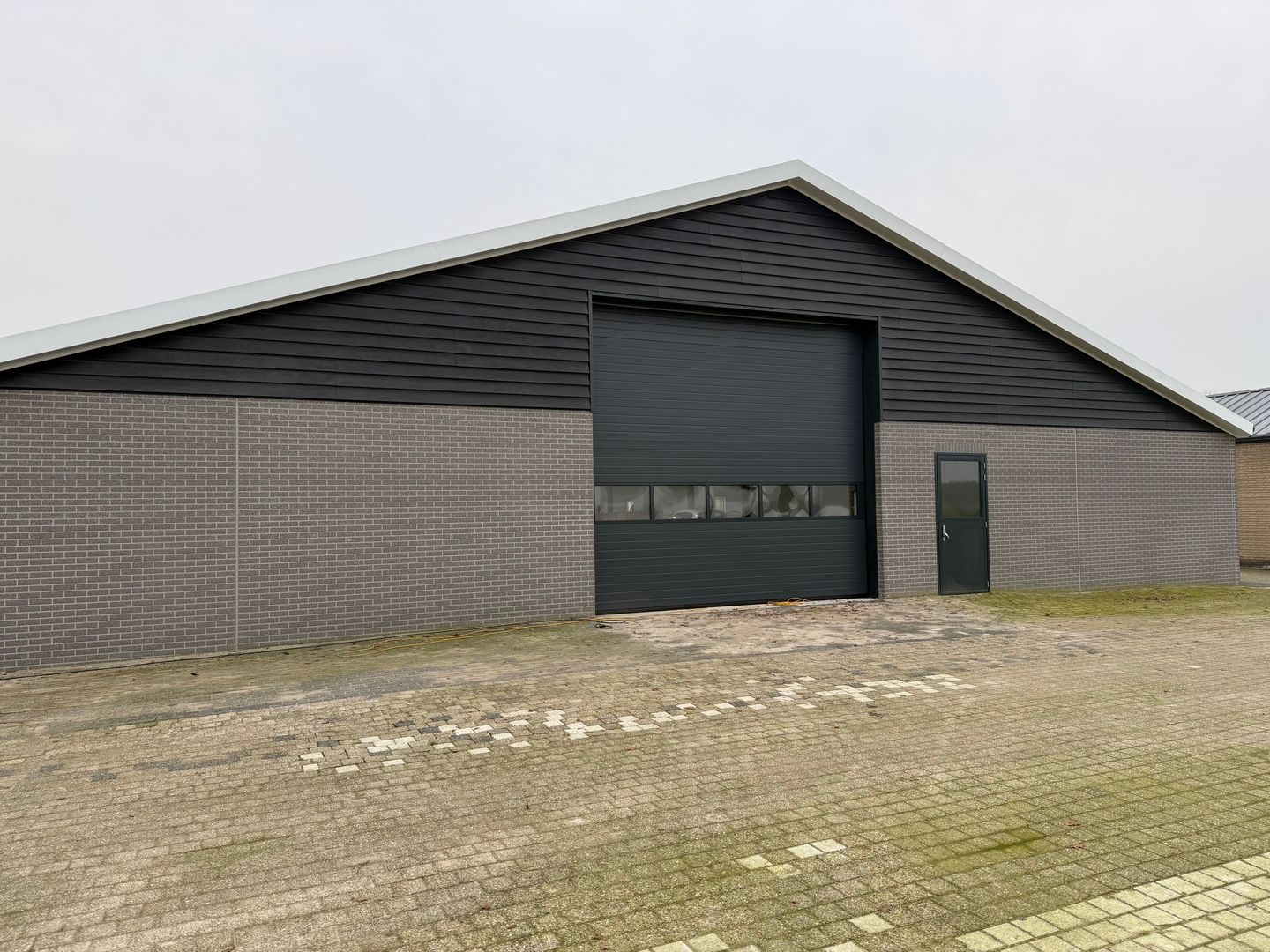 View photo 1 of Melvert 3