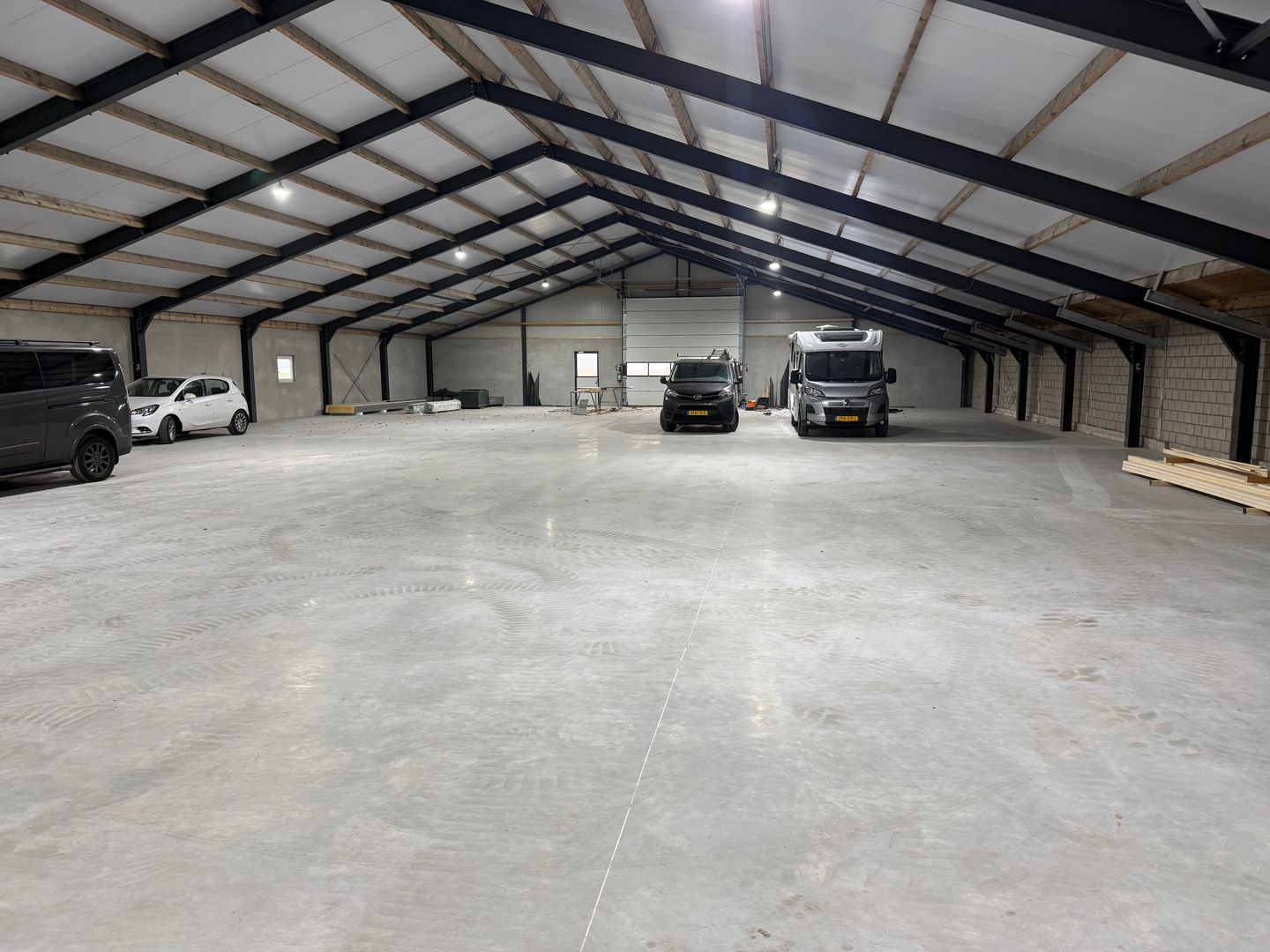 View photo 5 of Melvert 3