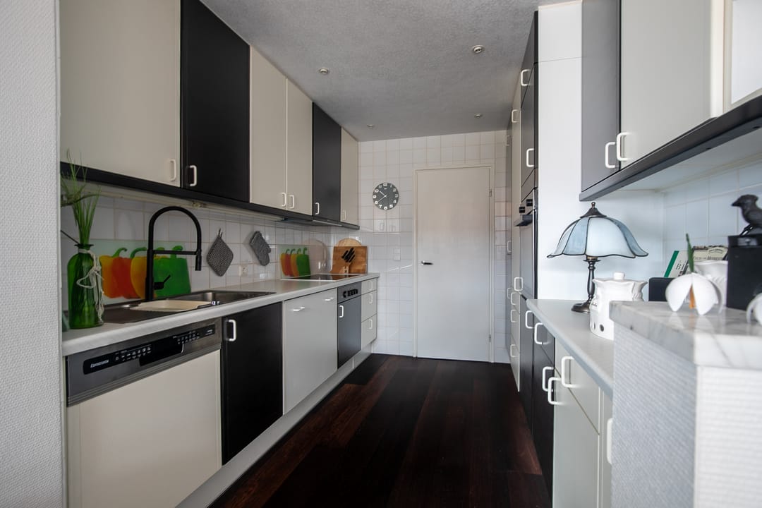 Photo 8 of Adriaen Brouwerstraat 14