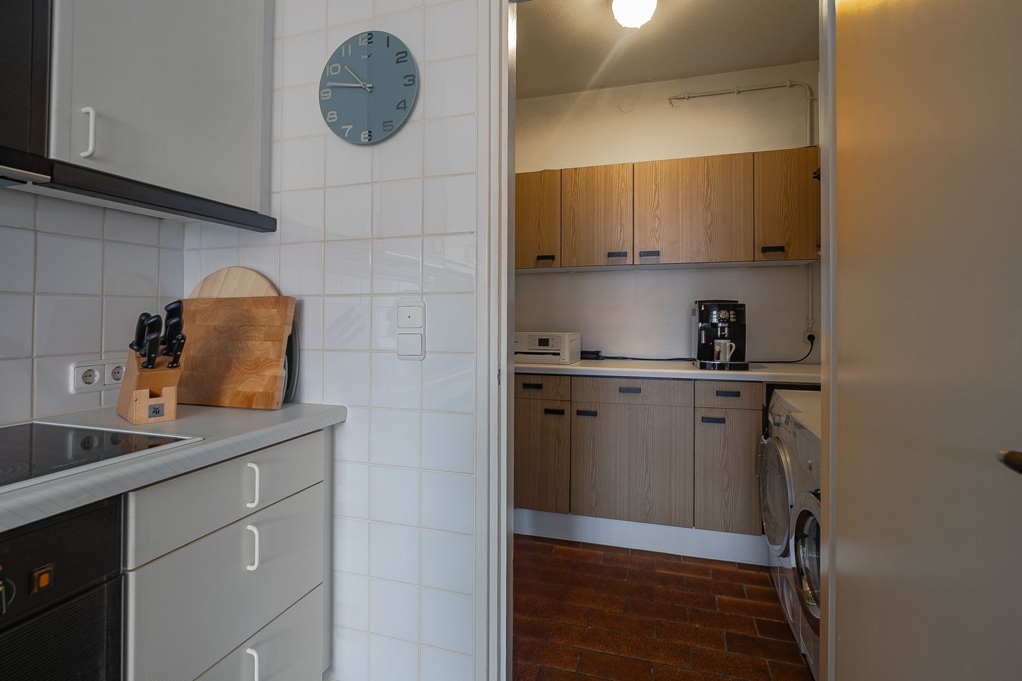 Photo 10 of Adriaen Brouwerstraat 14