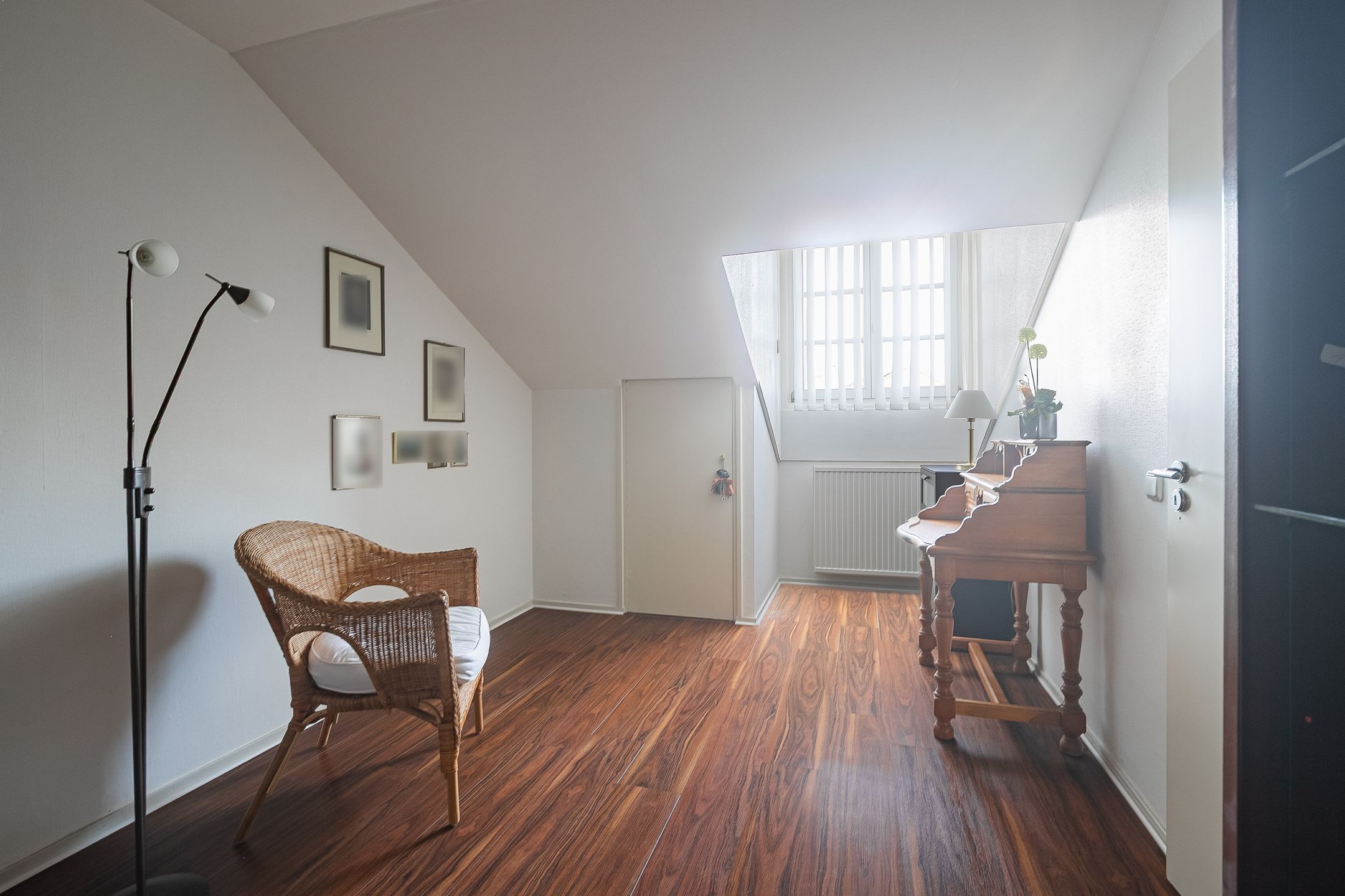 Photo 18 of Adriaen Brouwerstraat 14