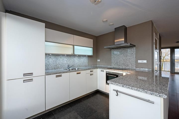 Foto 18 van Reling 15