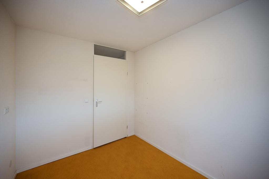 Photo 28 of Reling 15