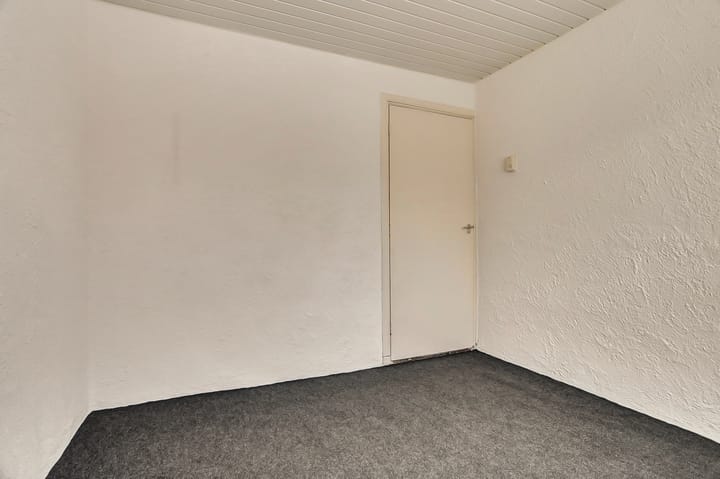 Photo 18 of Prof. R. Regoutstraat 20