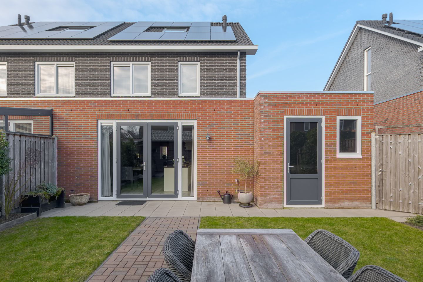 Photo 19 of Punter 17