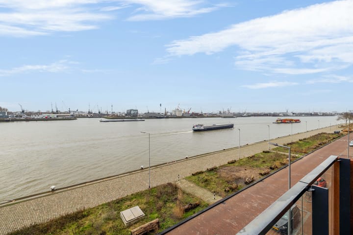 Foto 40 van Lloydkade 487