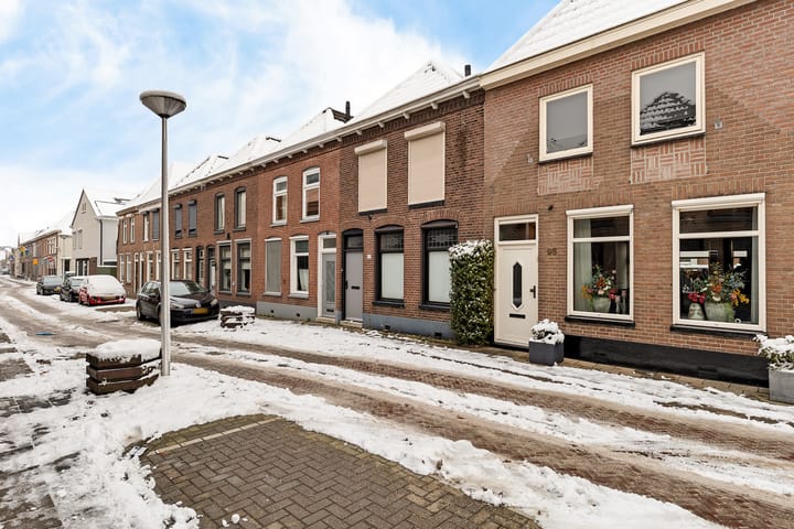 Photo 4 of Burg ten Veldestr 95