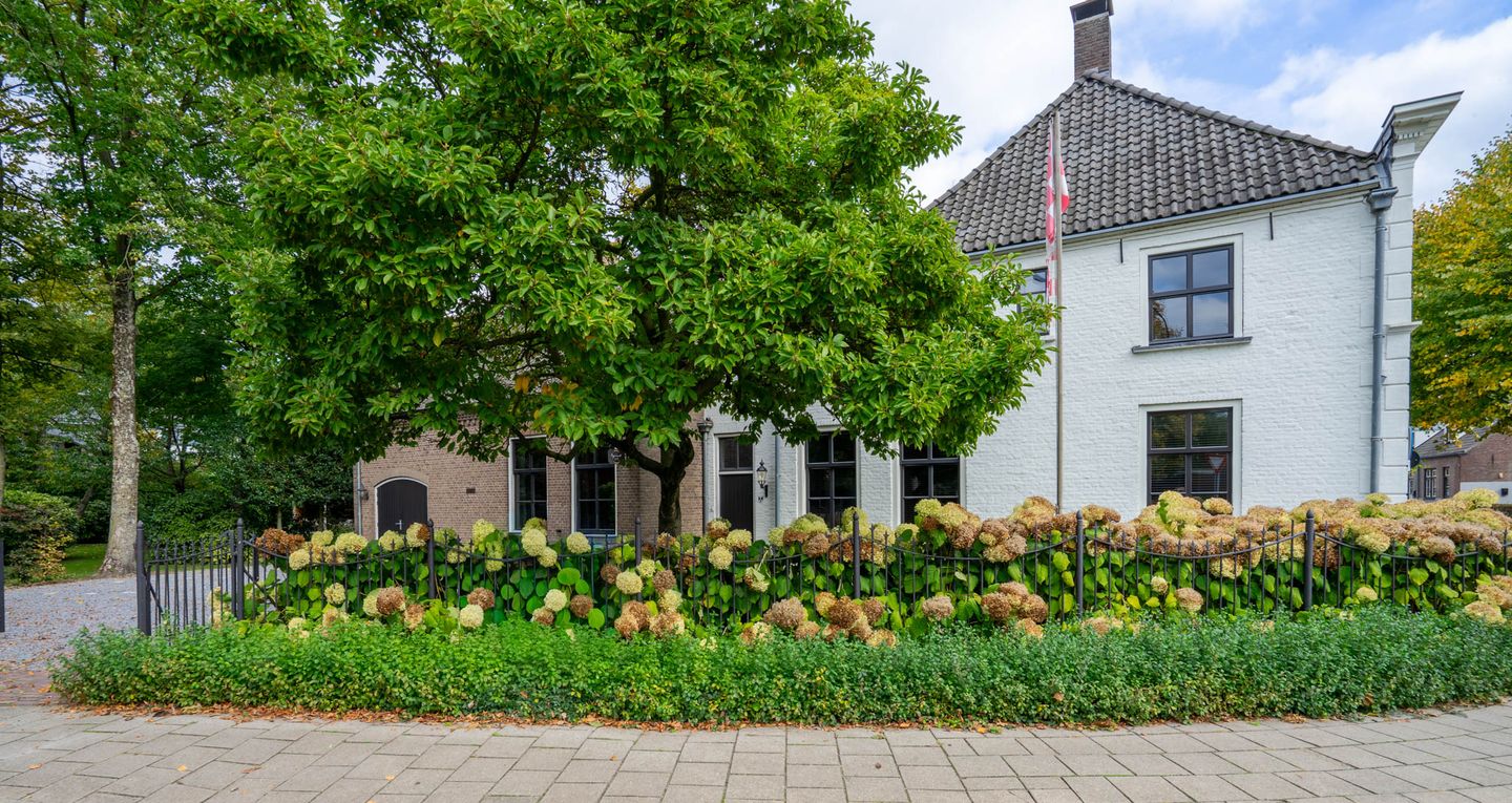 View photo 4 of Dorpsstraat 1