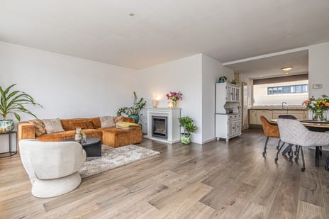 Palet 14 secondary image