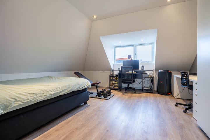 Foto 33 van Broekstraat 18