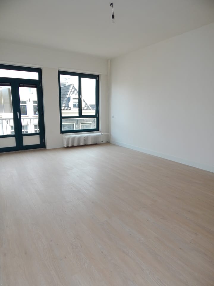 Foto 10 van Haarlemmerdijk 3