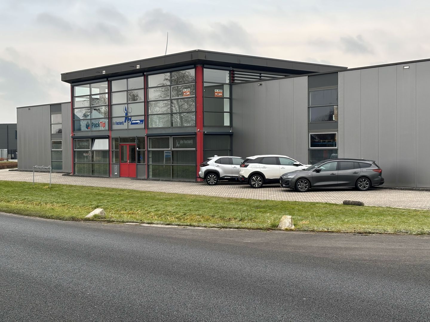 View photo 2 of Ploegschaar 1