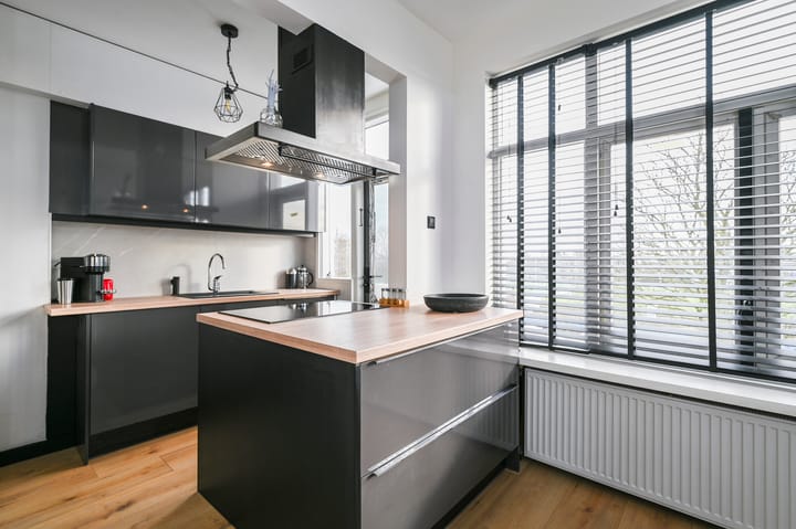 Photo 4 of Doorwerthstraat 8