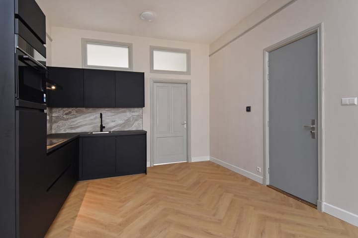 Photo 5 of Laan van Meerdervoort 324-1