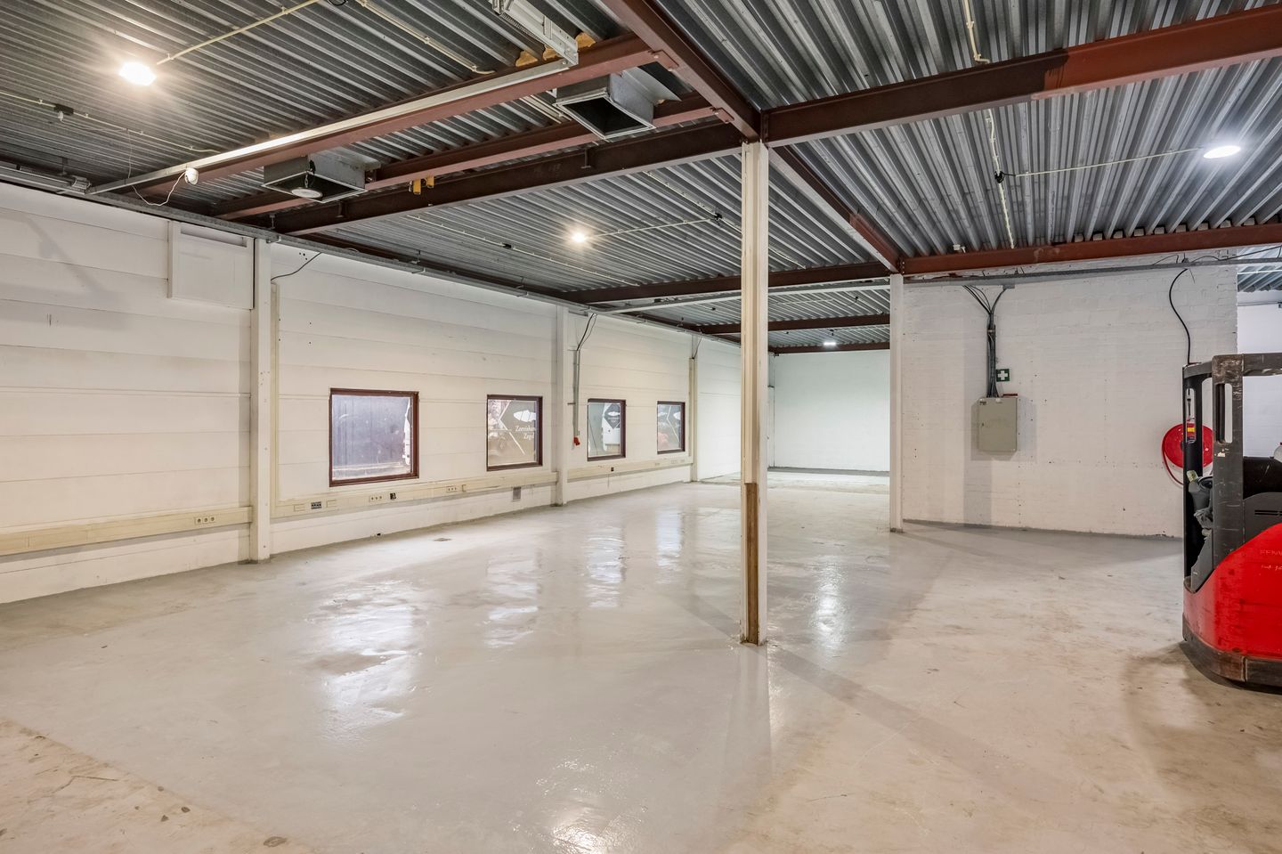 View photo 3 of Sourethweg 9-A