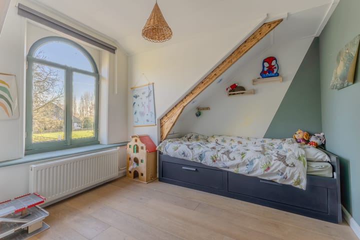 Foto 20 van Kennemerstraatweg 145