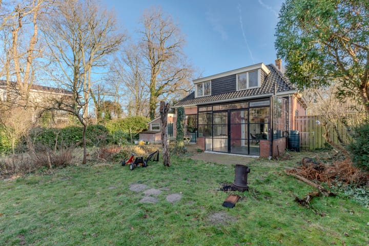 Foto 28 van Kennemerstraatweg 145