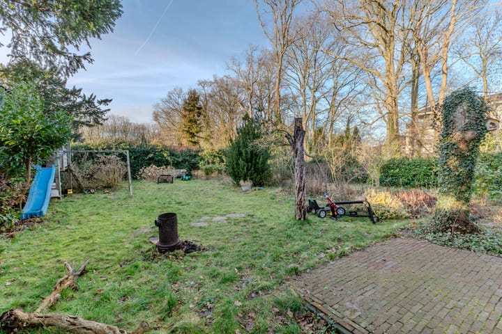 Foto 30 van Kennemerstraatweg 145