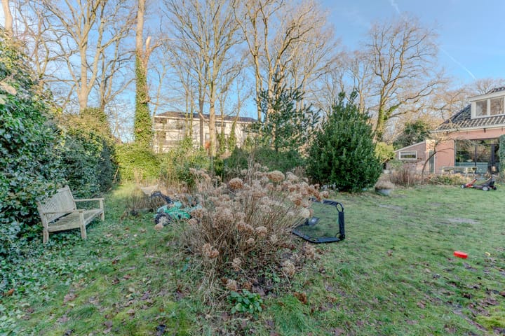 Foto 31 van Kennemerstraatweg 145