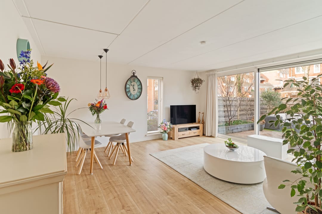 Photo 2 of Jachthoorn 81