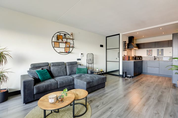 Foto 11 van Aalscholversingel 372