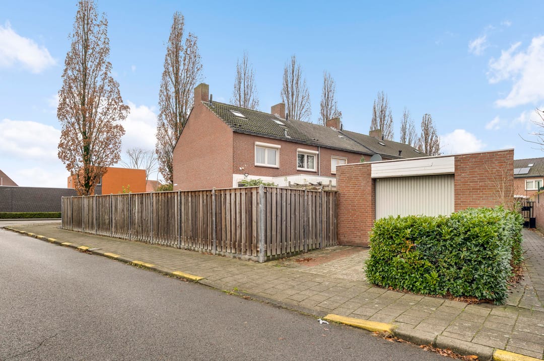 Foto 2 van Leenhof 80