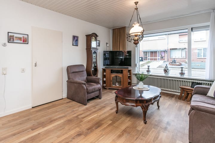 Foto 4 van Burgemeester Boschstraat 48