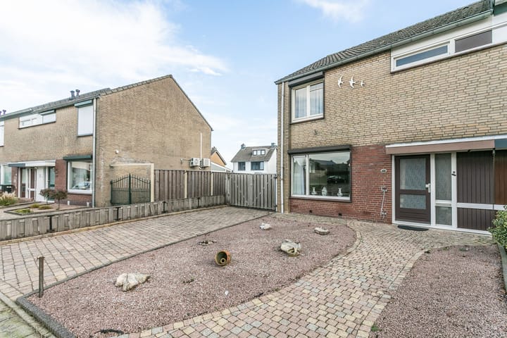 Foto 28 van Burgemeester Boschstraat 48